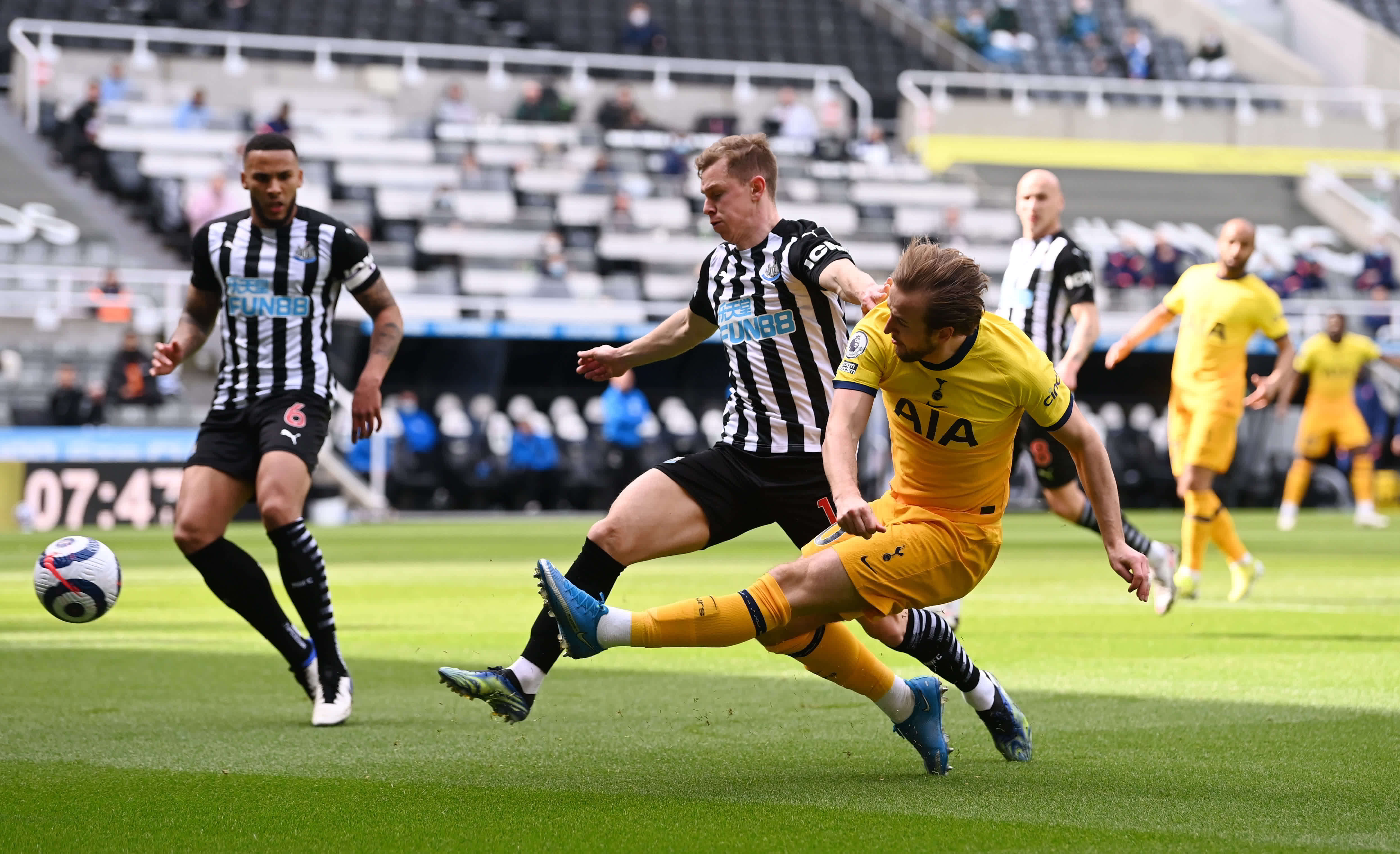 的后卫扎哈 的后卫扎哈